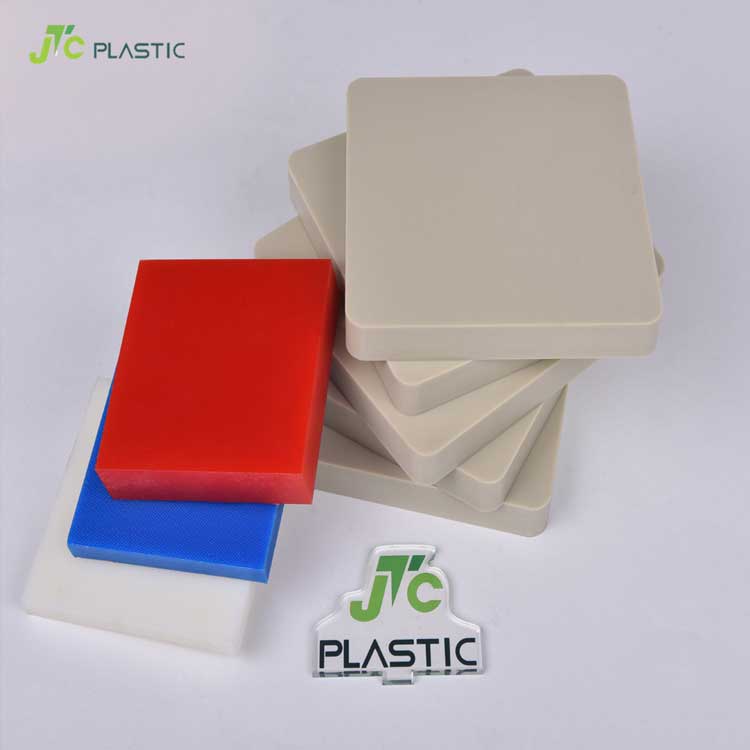 A4 inkjet bosib chiqarish PVX plastmassa plitasining xususiyatlari va qo'llanilishi